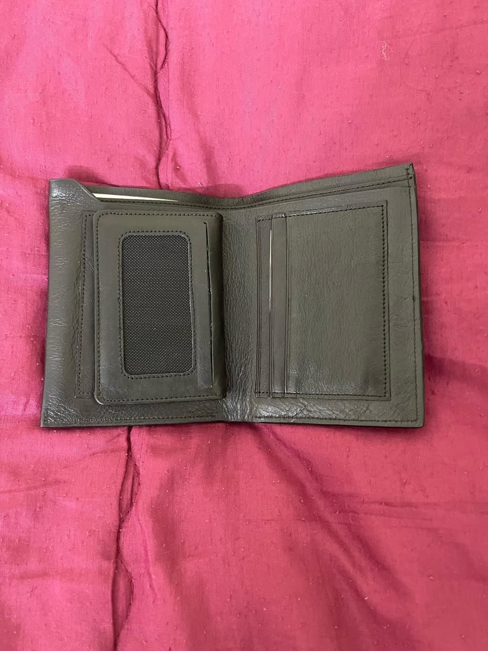 Pocket Wallet – Compact, Sleeknd Always Within Reach